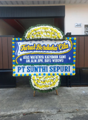 Papan Bunga Duka di Wanutengah